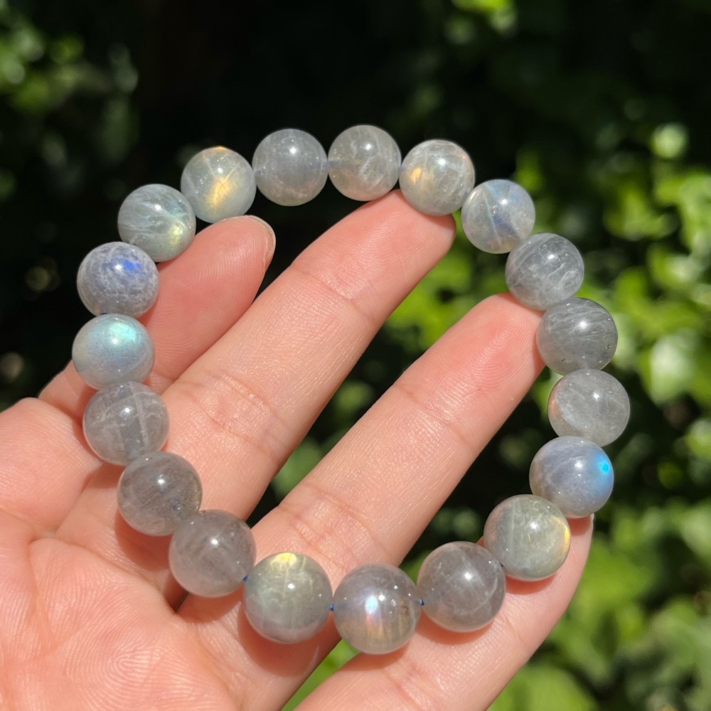 10.5mm stretchable flashy labradorite‎ bracelet